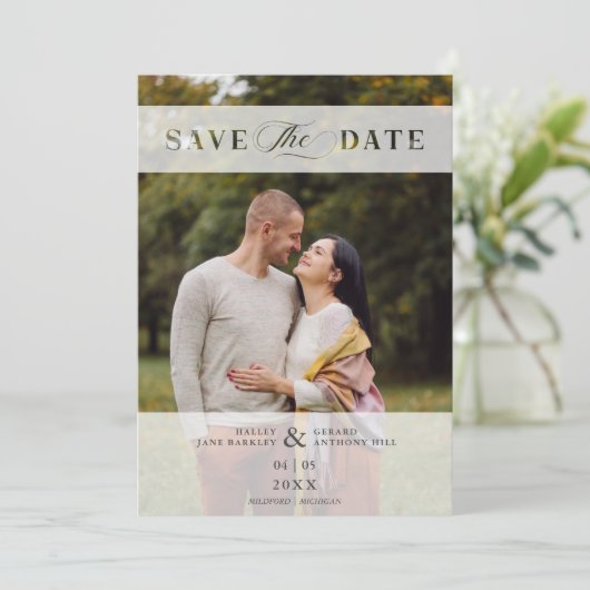 Transparency Cut Paper Effect Photo Script Wedding Save The Date (Staand voorkant)