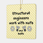 Travailler Avec Les Nuts Ornement En Céramique (Gauche)