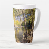 Traversée De La Mug Latte De La Rivière Buffalo (Angle droit)