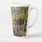 Traversée De La Mug Latte De La Rivière Buffalo (Droite)