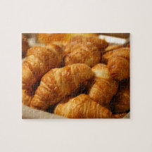 Tray of Croissants Jigzaag