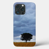 Tree in an empty field Case-Mate iPhone case (Achterkant)