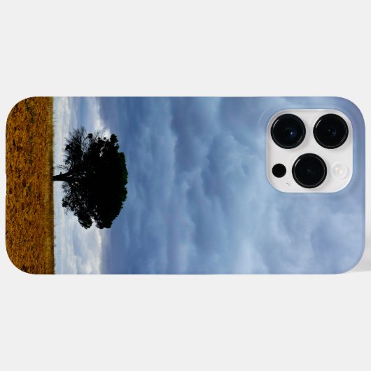 Tree in an empty field Case-Mate iPhone case (Achterkant (horizontaal))