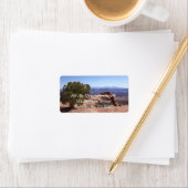 Tree Out of Red Rocks II at Canyonlands Etiket (Insitu)