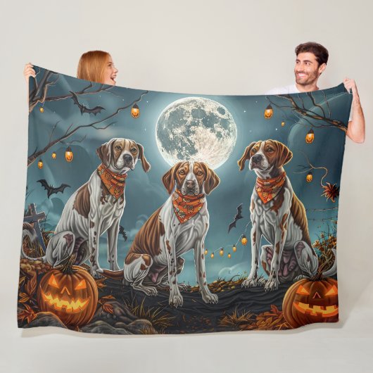 Treeing Walker Halloween Spooky Fleece Deken (In situ)