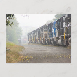 Treinlocomotieven in de mist briefkaart