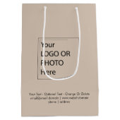 Trendkleur - Soft Taupe Midden Logo Cadeautas (Achterkant)