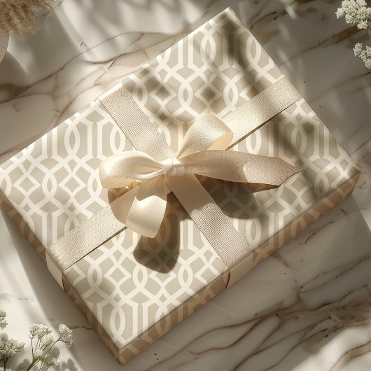 Trendy Beige en White Moroccan Trellis Pattern Cadeaupapier