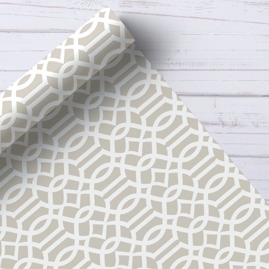 Trendy Beige en White Moroccan Trellis Pattern Cadeaupapier