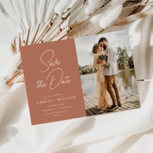 trendy belettering terracotta bruiloft Save the Da Save The Date