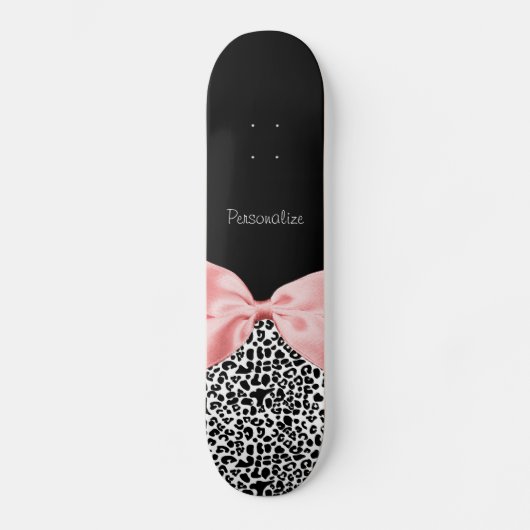 Trendy Black en White Leopard Print Pink Skateboard (Voorkant)