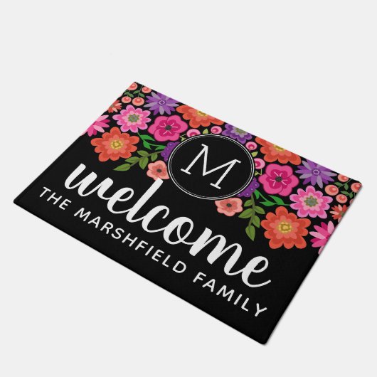 Trendy Black Floral Pattern met Custom Monogram Deurmat (Schuin)