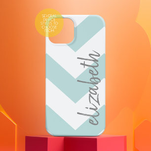Trendy Chevron Pattern met naam - pastelblauw Case-Mate iPhone 14 Hoesje