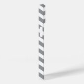 Trendy Chevron Pattern met naam - rood grijs Case-Mate iPhone Case (Achterkant / Rechts)