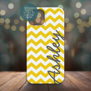 Trendy Chevron Pattern met naam - yellow grijy iPhone 13 Pro Hoesje