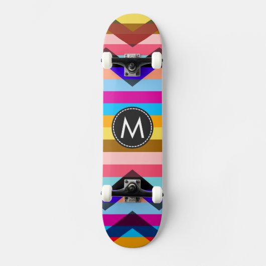 Trendy Chic Chevron Stripes Pattern #4 Skateboard (Voorkant)