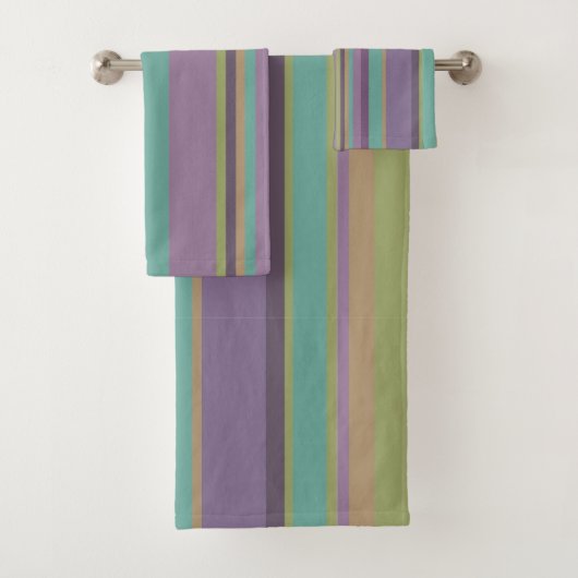 Trendy Colored Stripes Pattern Bad Handdoek (Insitu)