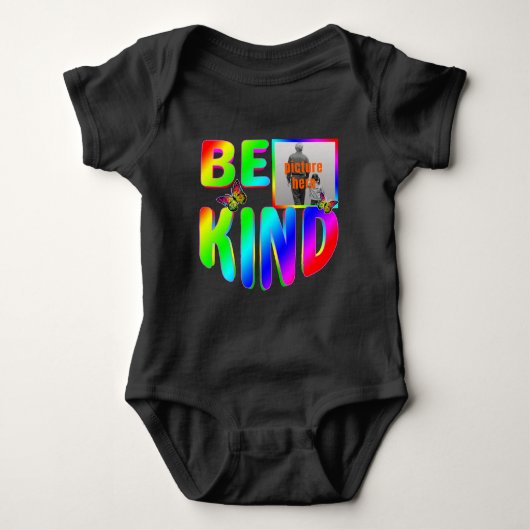 TRENDY CUSTOM BE VRIENDELIJK KLEURRIJKE REGENBOOG  ROMPER (Voorkant)