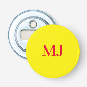 Trendy effen eenvoudig geel rood monogram initiale button flesopener