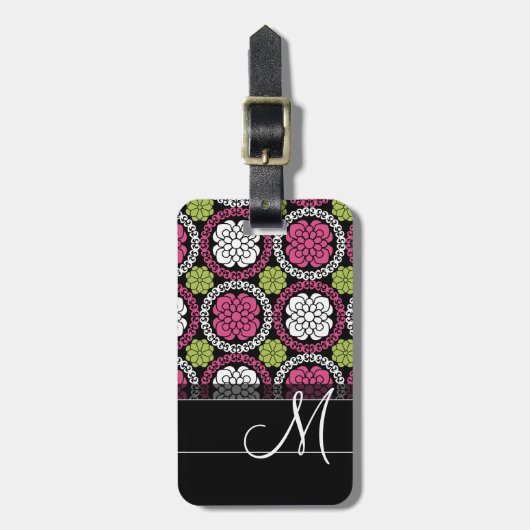 Trendy Floral Pattern Hot Pink and Black Monogram Bagagelabel (Voorkant verticaal)