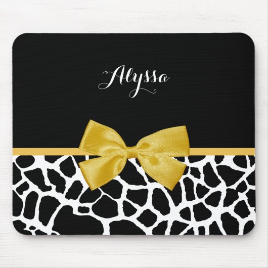 Trendy Giraffe Animal Print Yellow Bow met naam Muismat (Voorkant)