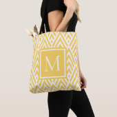 Trendy Gold Yellow Monogram Arrow Diamond Pattern Draagtas (Dichtbij)