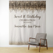 Trendy Goud Bruin Glam Drips Sweet 16 Verjaardag Wandkleed (In situ)