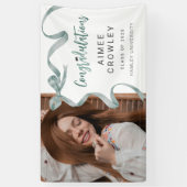 Trendy Green Bow Foto Afstuderen Spandoek (Verticaal)