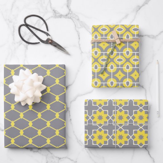Trendy Grey and Yellow Geometric Pattern Inpakpapier Vel (Voorkant)