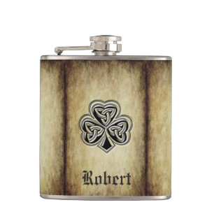 trendy grundge Irish shamrock monogram Heupfles