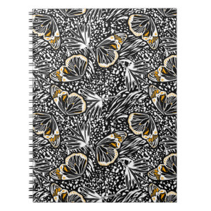 Trendy hand sketch butterflies die met elkaar verm notitieboek