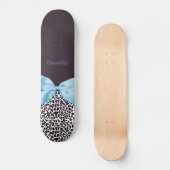 Trendy Leopard Print en Blue Ribbon met naam Skateboard (Voorkant)