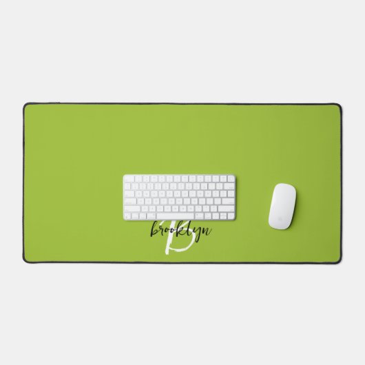 Trendy Lime Groen Zwart Wit Script Monogram Bureaumat (Keyboard & Muis)