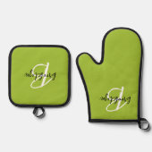 Trendy Lime Groen Zwart Wit Script Monogram Ovenwant & Pannenlap Set (Voorkant)