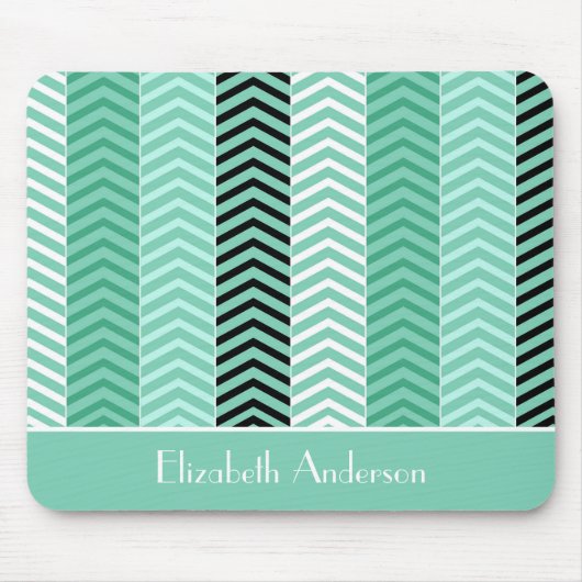 Trendy mint Green Chevron Stripes met naam Muismat (Voorkant)