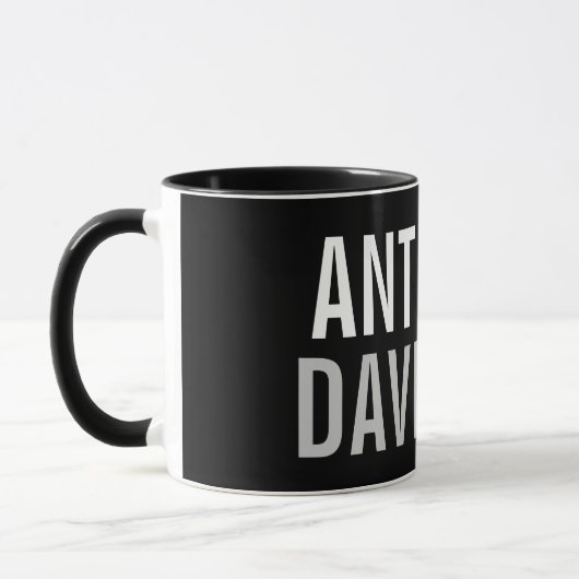 Trendy Modern Black Bold Text Mok (Links)
