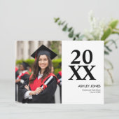 Trendy Modern Casual Photo Graduation Invitation (Debout devant)