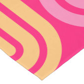 Trendy Modern Pink and Yellow Pattern Spring Medium Tafelloper (Hoek)