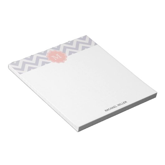 Trendy Monogram Gray White Peach Chevron Pattern Notitieblok (Schuin)