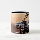 Trendy Motorcycle Wrap Two-Tone Coffee Mok (Center)