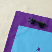 Trendy Paars Pink Splash Design Monogramed Strandlaken (In situ)