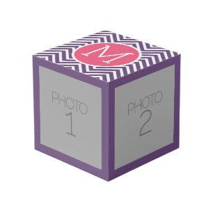 Trendy Patroon van de Chevron met Monogram - Roze Kubus