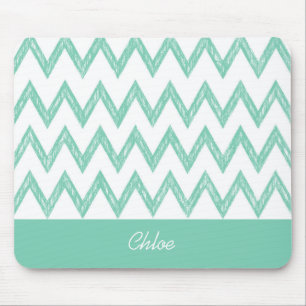 Trendy Pencil Mint Green Chevron Zigzags met naam Muismat