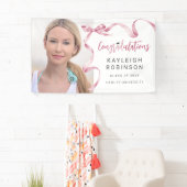 Trendy Roze Bow Foto Afstuderen Spandoek (Insitu)
