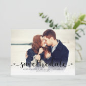 Trendy Script Photo Wedding Save the Date (Staand voorkant)