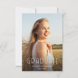Trendy tekst Modern afstuderen Aankondiging