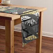 Trendy Tribal African Pattern Zebra Print Medium Tafelloper (Voorbeeld)