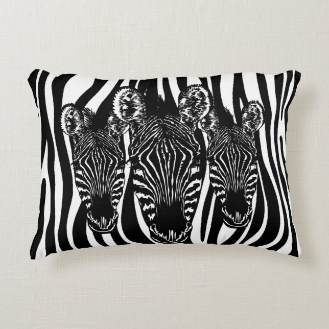 Trendy Zebra Herd op Zebra Print Accent Kussen (Voorkant)