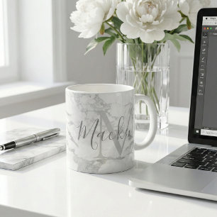 Trendy zilverfolie marmeren monogram koffiemok