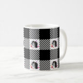 Tri-Color Cavalier Zwart & Wit Buffalo Plaid Koffiemok (Voorkant rechts)